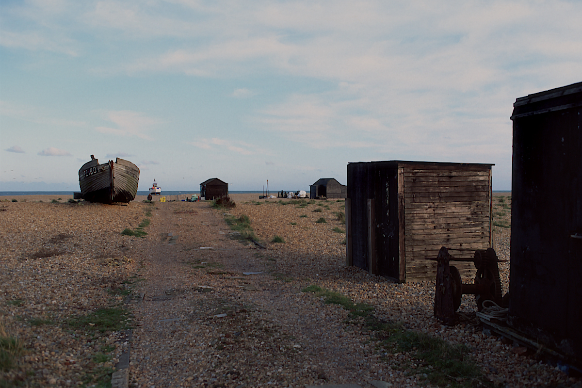 Beach, Dungeness © Thomas Deckker 2020