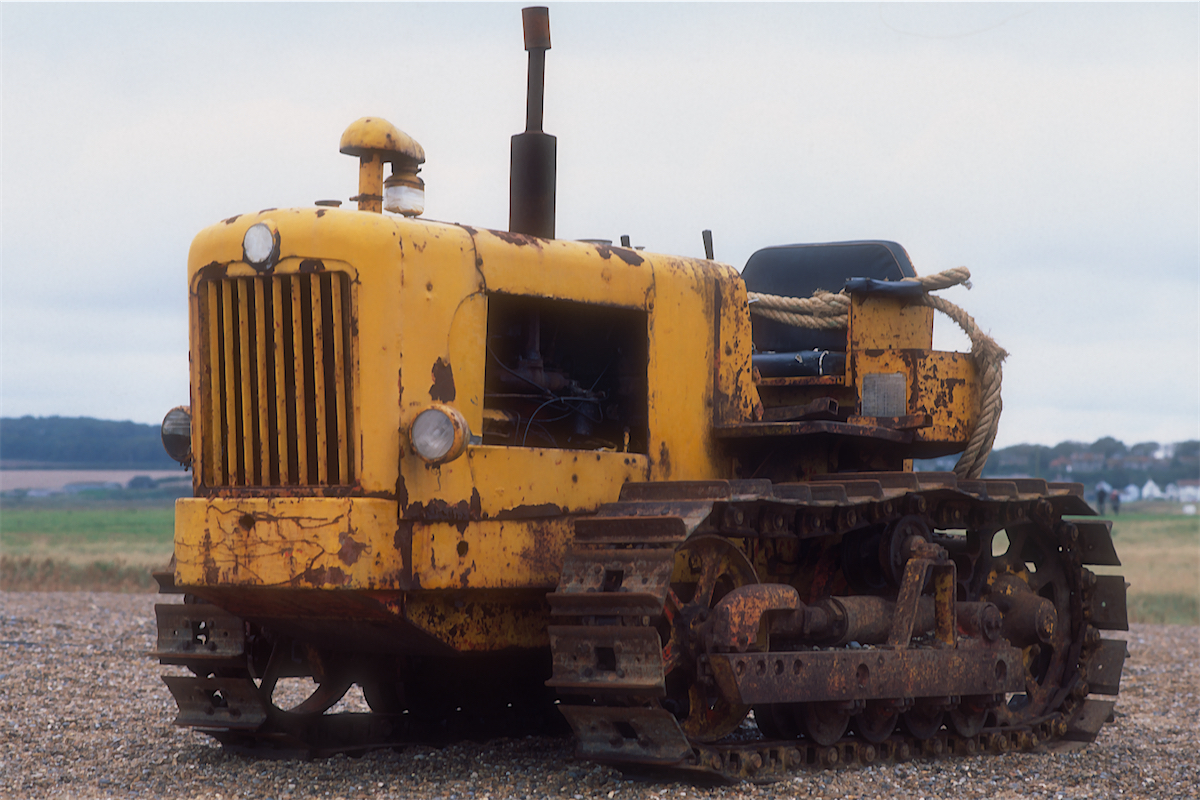 Tractor, Norfolk Coast photo &copy; Thomas Deckker 2018