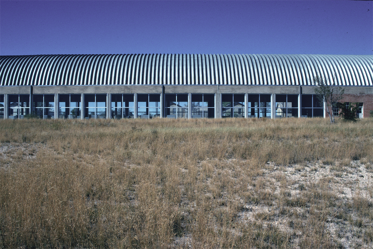 Chinati Foundation, Marfa, Texas photo © Thomas Deckker 1995