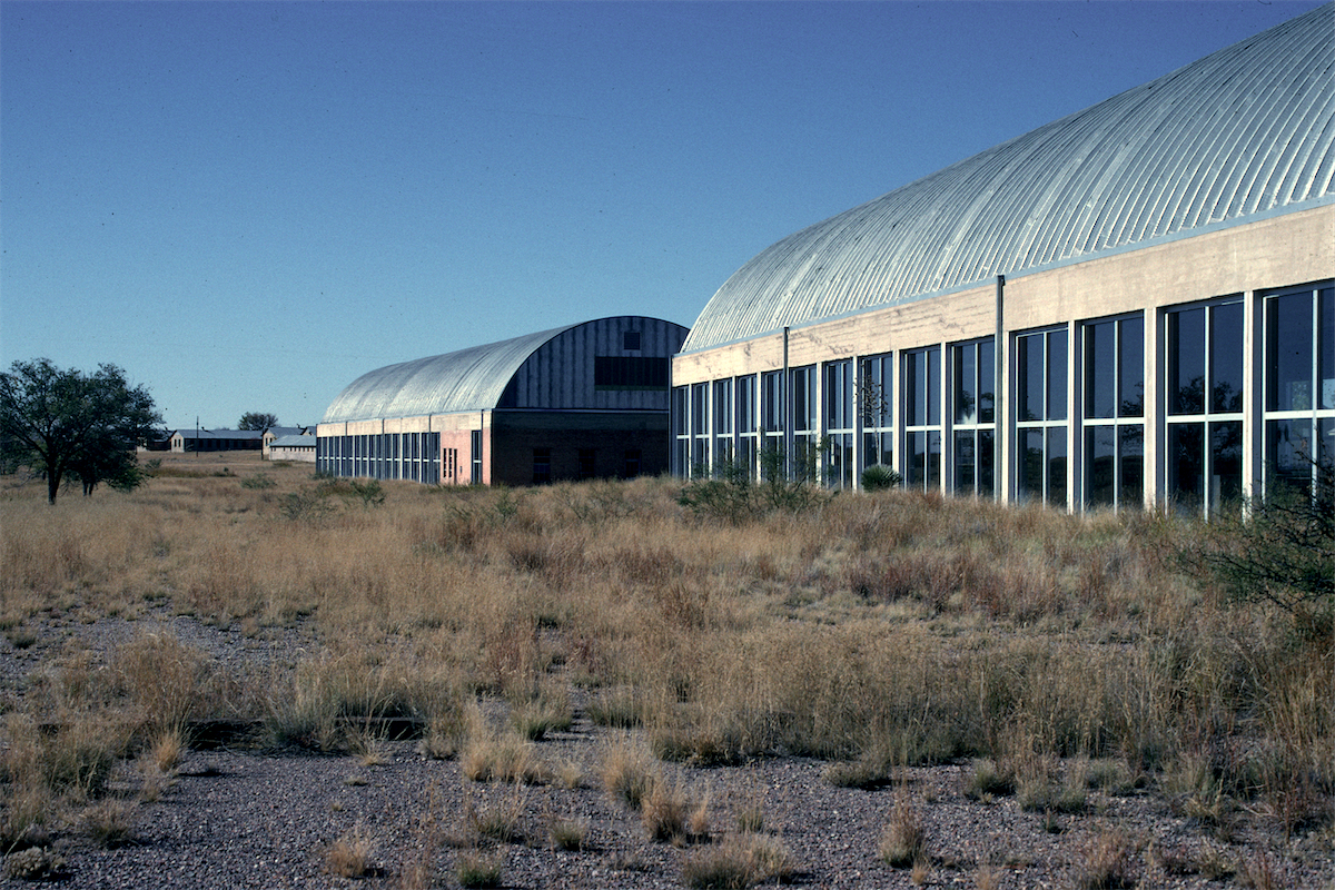 Chinati Foundation, Marfa, Texas photo © Thomas Deckker 1995